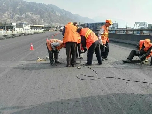 矿区道路桥梁病害治理